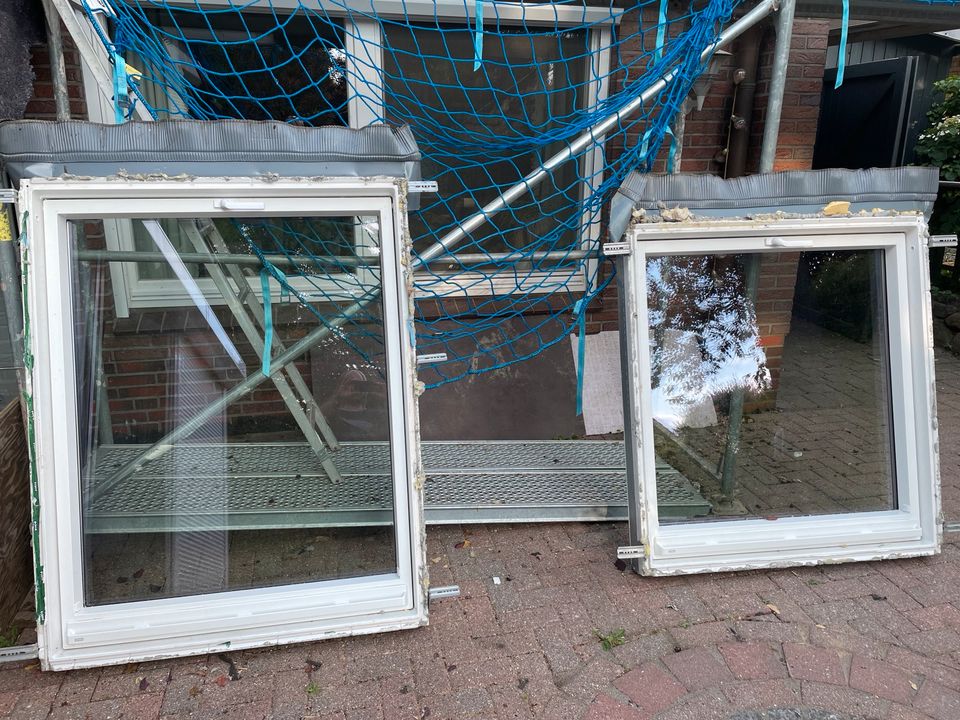 2 Velux Dachfenster 2-fach verglast in Ahrensburg
