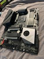 GIGABYTE X570 AORUS PRO AM4 Mainboard – Top Zustand Sachsen - Lommatzsch Vorschau