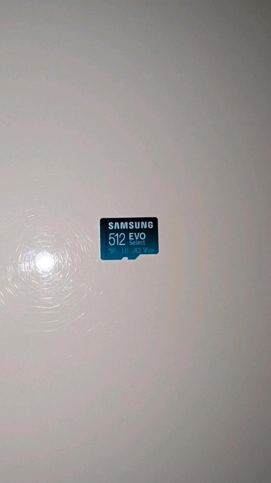 Samsung Galaxy Tab A9+ & Samsung Keyboard Cover & MicroSD 512GB in Wolfsburg