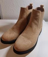 Stiefeletten Wildlederoptik beige Gr. 39 NEU Brandenburg - Beelitz Vorschau
