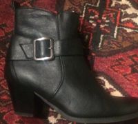 Stiefelette Boots schwarz sportlich elegant robust chic Gr.37 NEU Düsseldorf - Mörsenbroich Vorschau