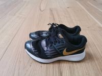 Nike Sneakers Sportschuhe Gr. 35,5 Kreis Pinneberg - Tornesch Vorschau