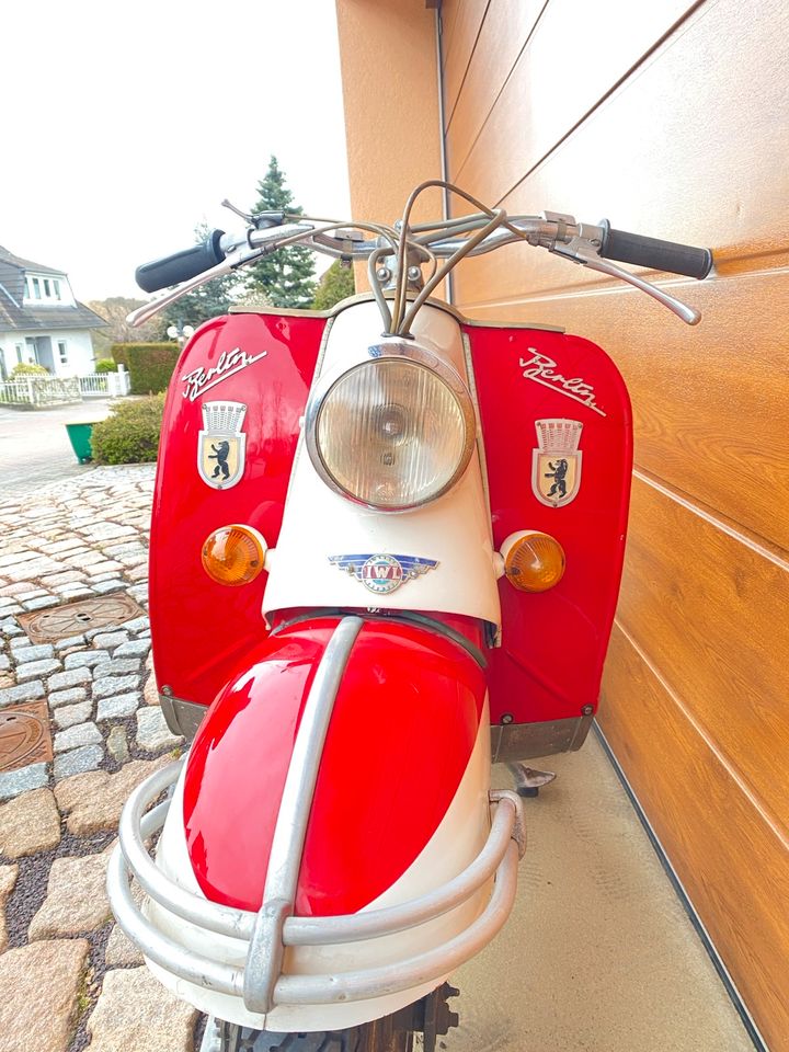 Berliner Roller SR59 Bj. 1960 SR 59 Vespa Berlin Motorroller in Magdeburg