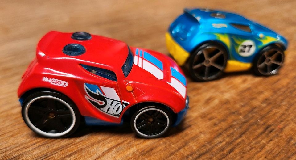 Hot-wheels Rocket Box 2016 Produktions Fehler 1:64 in Plüderhausen