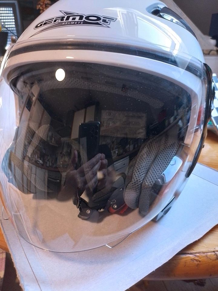 Motorrad helm in Langenberg