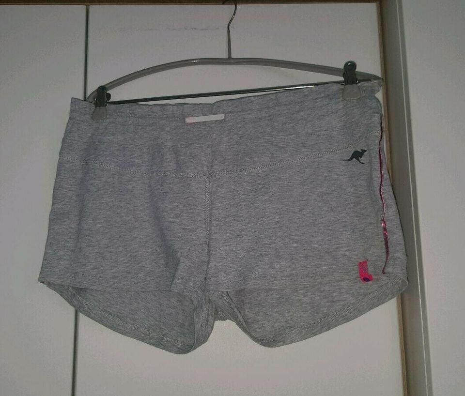 ❤ORIGINAL KANGAROOS SHORT GR.M ❤ in Köln