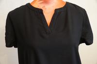 Schicke Kurzarm Bluse Gina Benotti S 36/38 schwarz Leipzig - Leipzig, Zentrum-Nord Vorschau