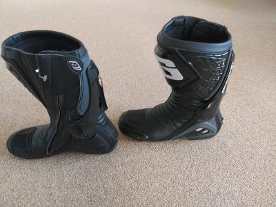 Motorrad Stiefel von Gaerne in Elsdorf