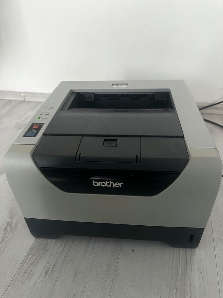 Brother HL-5350DN Netzwerk Laserdrucker Rezeptdrucker in Möglingen 