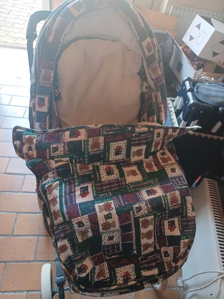 Kinderwagen mit fußsack in Porta Westfalica