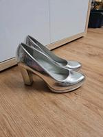Tamaris Pumps silber Gr.38 Bayern - Hengersberg Vorschau