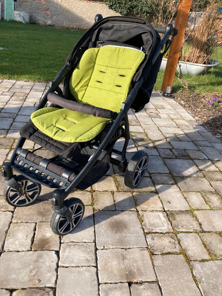 Gesslein Buggy S4 schwarz mit grauem Kinderwagenaufsatz, wie Neu in Ebensfeld