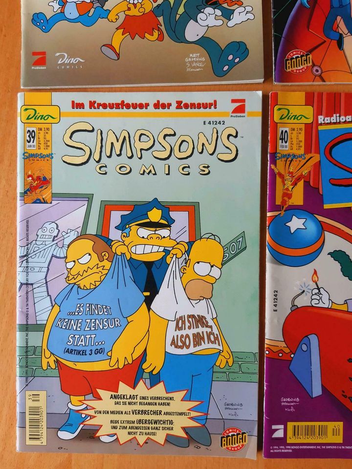 Simpsons Comics Nr. 36, 38, 39, 40 in Traitsching