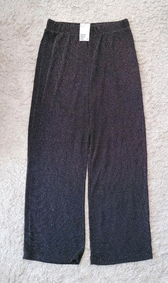 NEU - H&M schwarze Hose Schlupfhose Damen Gr M in Birkenwerder