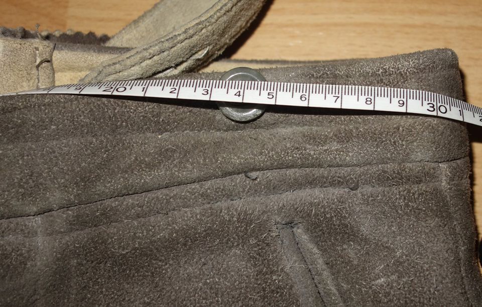 Kurze Kinder Lederhose Hose Echt Leder 134 Couture Hosenträger in Friedberg