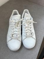 Weiße Sneaker der Marke Adidas sten smith Bayern - Waldbrunn Vorschau