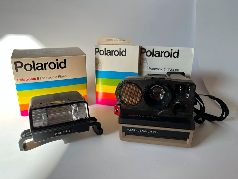 Polaroid PolaSonic AutoFocus 4000 Sofortbildkamera mit Blitz Pola in Essen