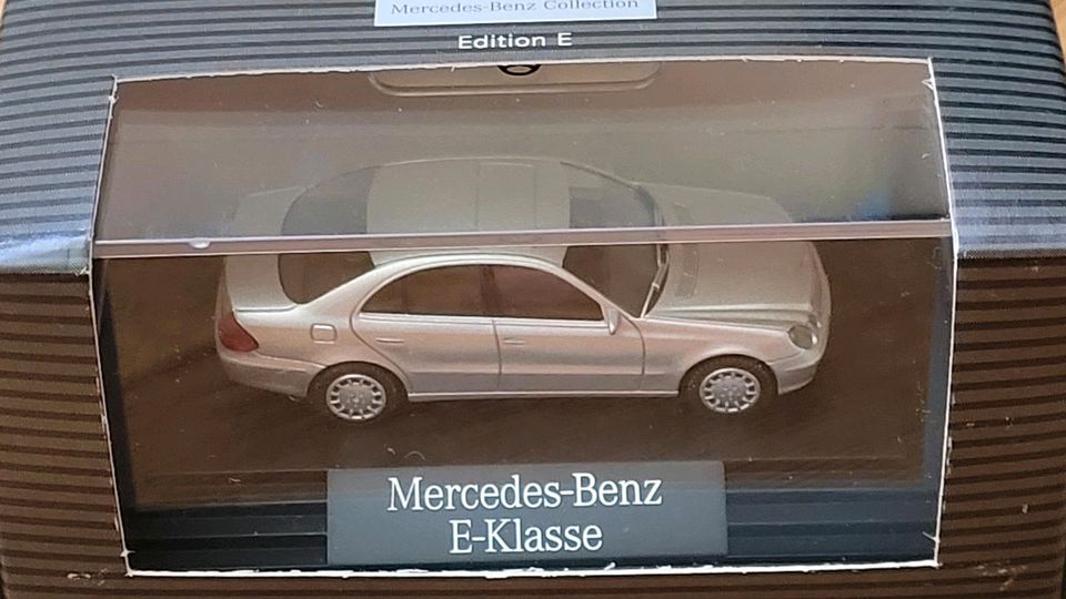 Mercedes Benz Collection E-Klasse  1:87 in  OVP in Hamburg