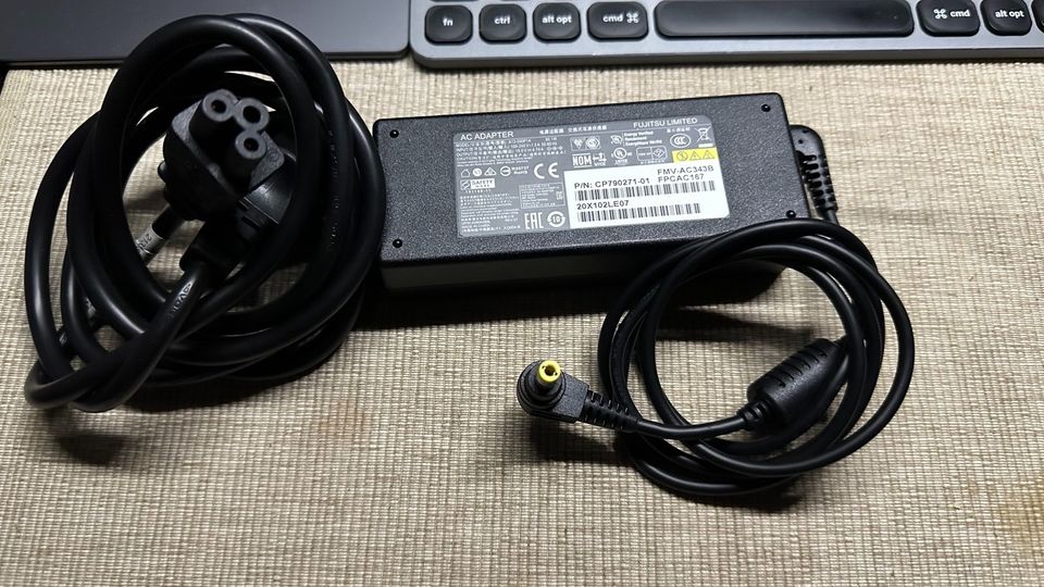 ❌Siemens-Fujitsu Notbook/Laptop Netzteil 19V 4.74Amp ❌ in Leverkusen