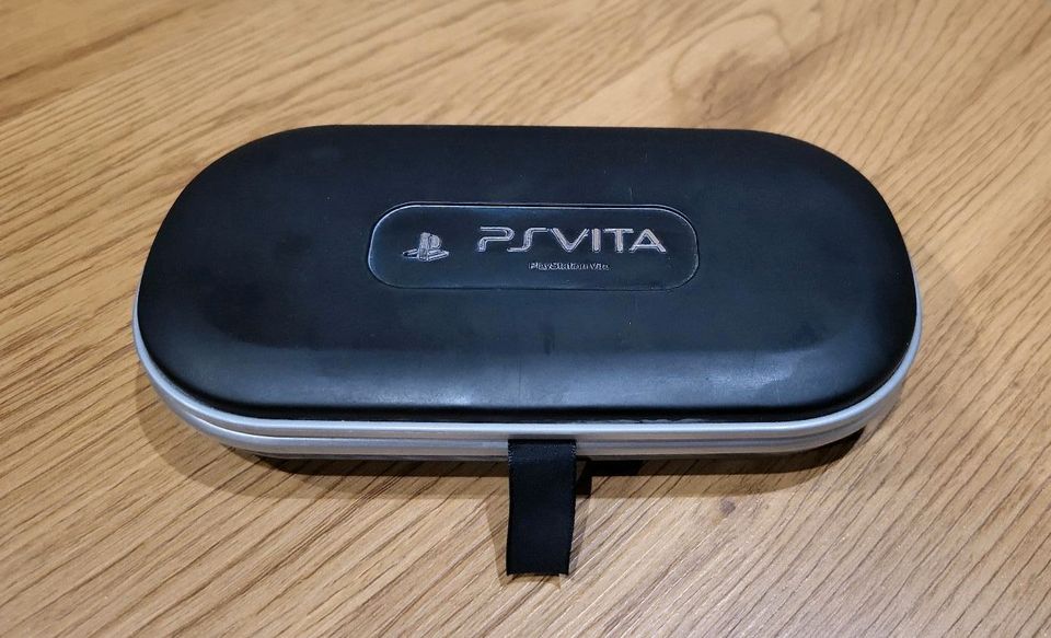 Playstation Vita Konsole in Saterland