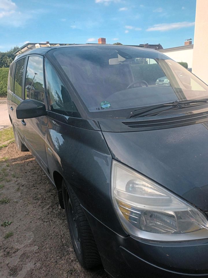 Renault Espace  4 2.0 dci in Berlin