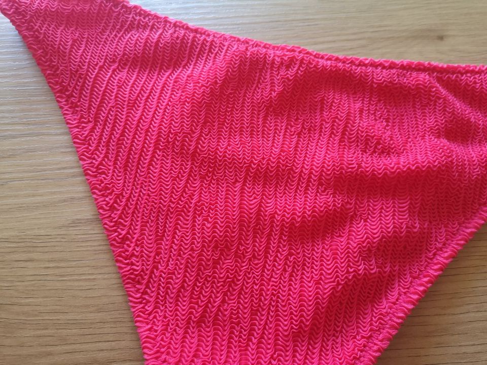 Volin knapper Bikini Slip Erdbeer Pink Rot M 38 NEU in Flensburg