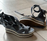 Sommerschuhe Plateau Sandalen Bayern - Eggenfelden Vorschau