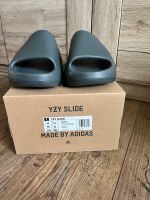 Adidas Yeezy Slide Slate Grey Gr. 46 Sachsen-Anhalt - Wolfen Vorschau