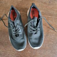 Sneaker von Superdry Gr. 38 schwarz leicht Bayern - Simmelsdorf Vorschau
