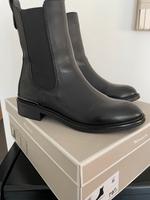 Tamaris Stiefeletten für Damen neuwertig;; Gr. 38; schwarz; Leder Schleswig-Holstein - Plön  Vorschau