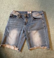 Jeans Shorts George Gina & Lucy Größe 152 Aachen - Aachen-Richterich Vorschau