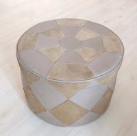 Patchwork Pouf Hocker Sitzhocker Fusshocker Beige Midcentury 70er München - Ludwigsvorstadt-Isarvorstadt Vorschau