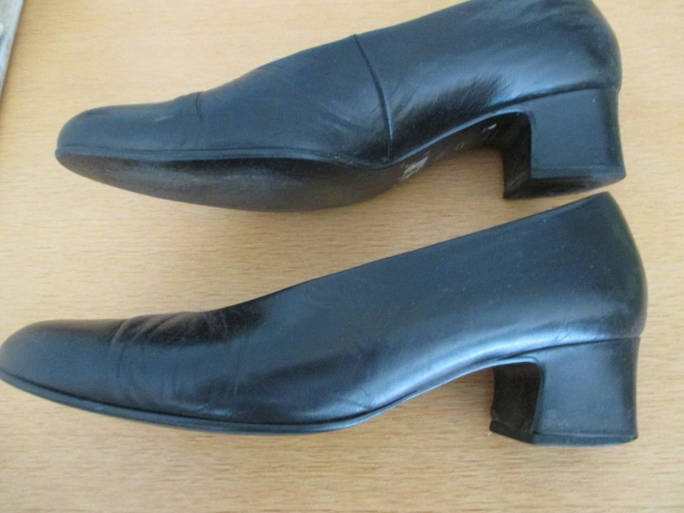 GARBOR schwarze Leder Pumps Porto inkl.! Gr. 39,5 in Bonn