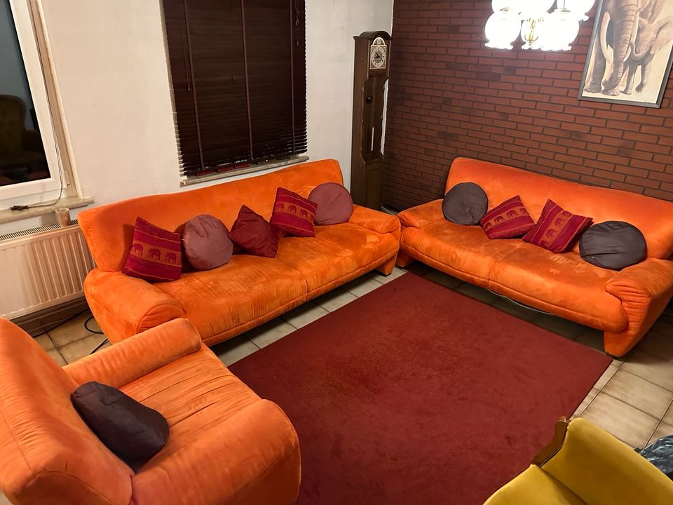 Sofa set, 2 Teilig ( großes Sofa und Einzel Sofa ) in Vienenburg