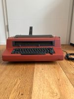 IBM Schreibmaschine Kugelkopf Modell XYD elektrisch rot Nordrhein-Westfalen - Düren Vorschau