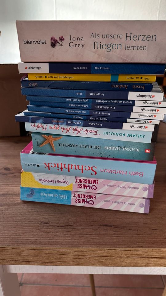 Bücher zu Verschenken in Bornheim