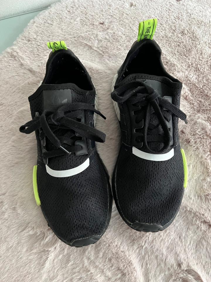Adidas NMD R1 Schuhe Sneaker Herren GroBe 42 in Sachsen Anhalt Westeregeln kleinanzeigen