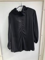 Schwarzes Longsleeve mit Kapuze, 100% Viskose, Gr. L Berlin - Mitte Vorschau