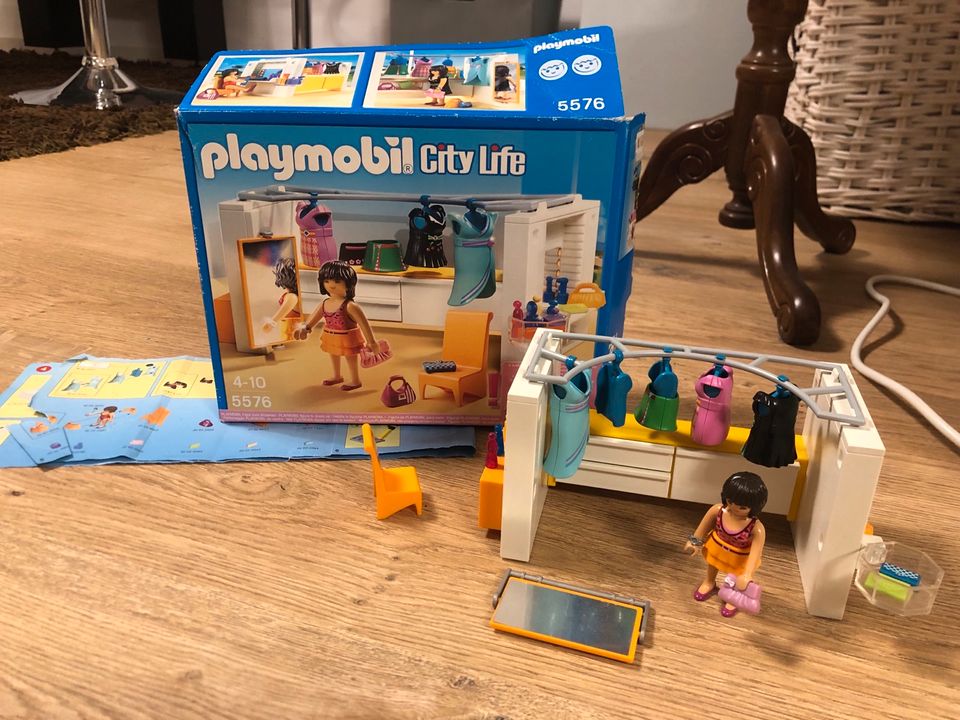 Playmobil City Life Ankleidezimmer 5576 in Nordrhein-Westfalen - Bergisch  Gladbach | Playmobil günstig kaufen, gebraucht oder neu | eBay  Kleinanzeigen ist jetzt Kleinanzeigen