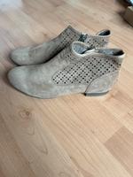 5 th Avenue Stiefellette Wildleder NEU Gr.39 heute Niedersachsen - Obernkirchen Vorschau