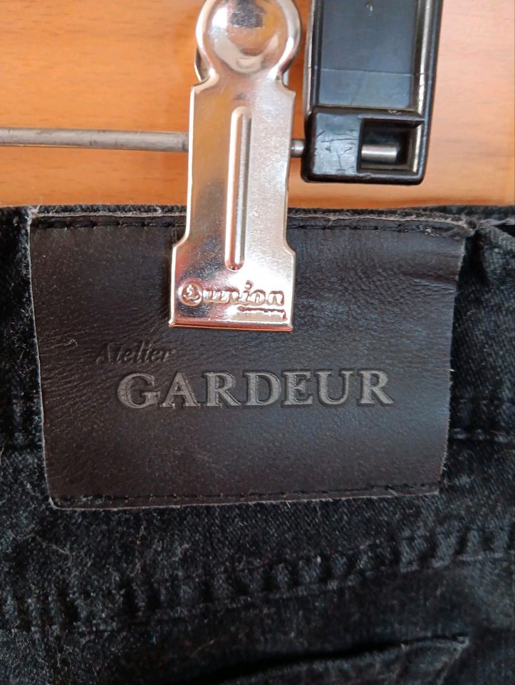 Männer Jeans w33 L30 von Gardeur in Mehrstetten