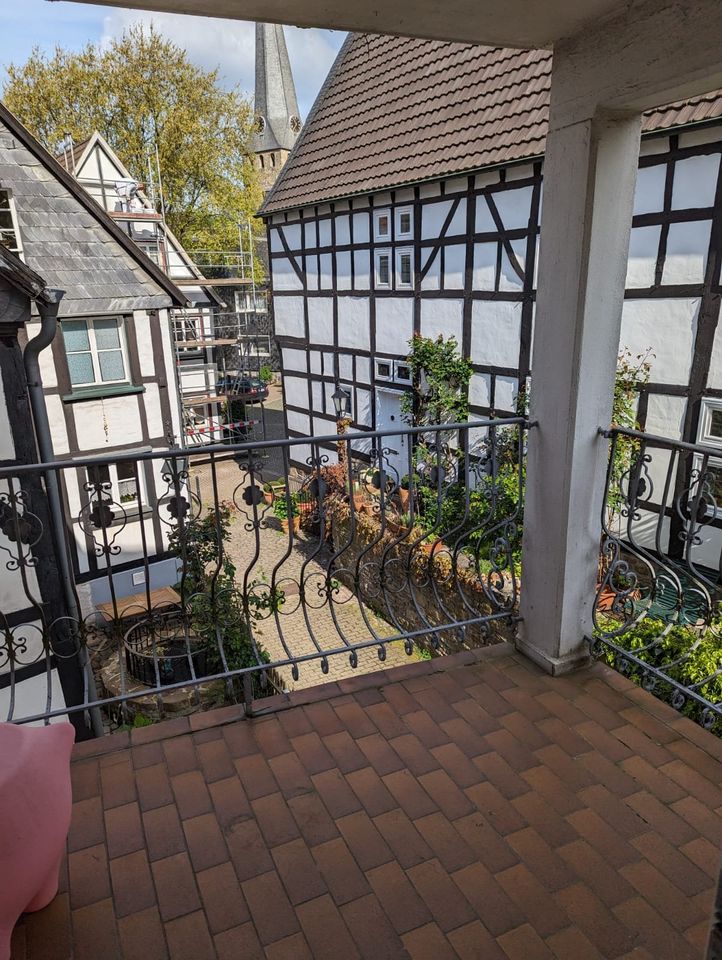 Fachwerk-Kleinod mit  zwei Balkonen in der Hattinger Altstadt in Hattingen