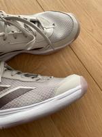 Adidas Beige Rose Avaflash Low Gr 40 2/3 Tennisschuhe Tennis Neuw Rheinland-Pfalz - Gau-Bischofsheim Vorschau
