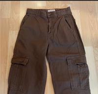 Braune Stoffhose • Cargohose • Stradivarius • Gr.34 Hessen - Neu-Anspach Vorschau