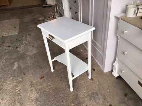 Antiker, eleganter Beistelltisch, Shabby Chic in Wedel