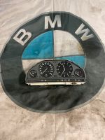 BMW e30 318i M10 Tacho Kombiinstrument Nordrhein-Westfalen - Bottrop Vorschau