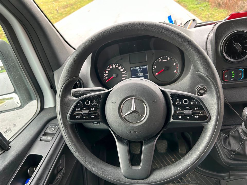 Mercedes Sprinter zu verkaufen in Kastellaun