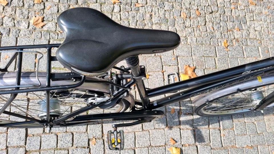STEVENS Elegance Damen Trekking Fahrrad RH:46cm 8-Gang-Nexus in Berlin