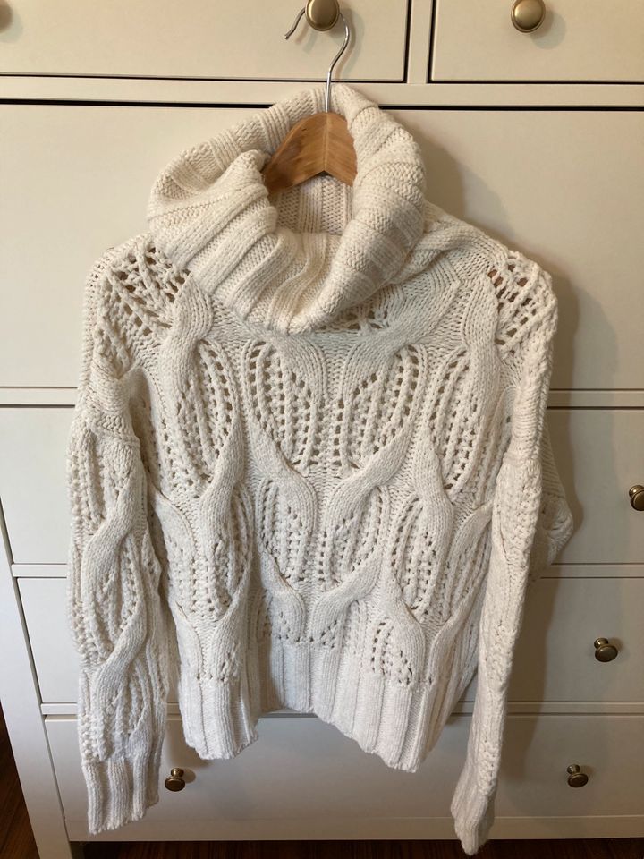 Reserved Pullover Wolle Strick Creme M in Hamburg