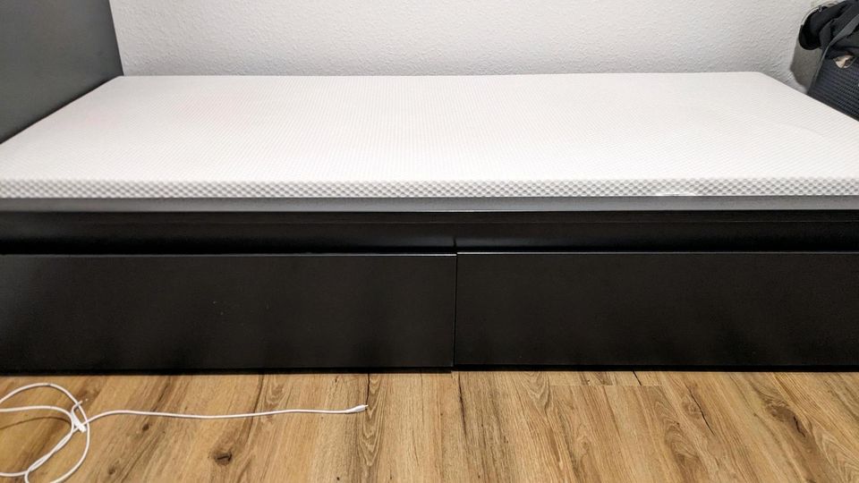 IKEA MALM Bettgestell hoch mit 2 Schubkästen, schwarzbraun in Mainz